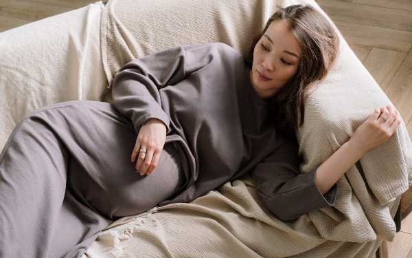 有可靠的代孕吗_找自己亲属代孕_泰国试管婴儿论坛，哪些内容可信呢？
